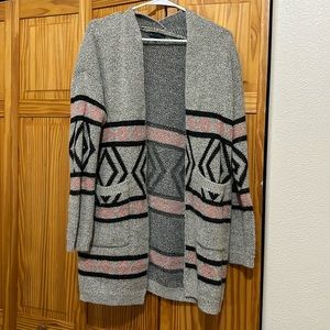 women’s small Aztec long sleeve cardigan